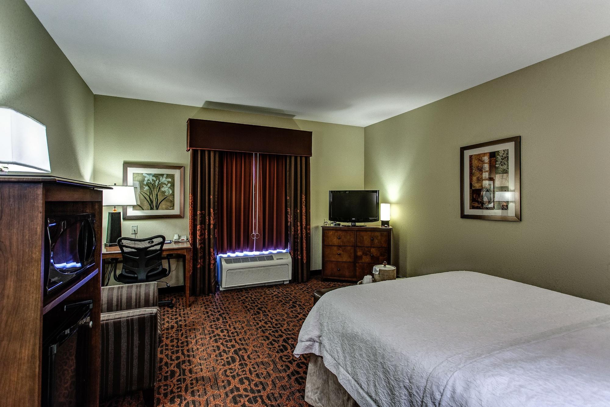 Hampton Inn Junction City Exterior photo